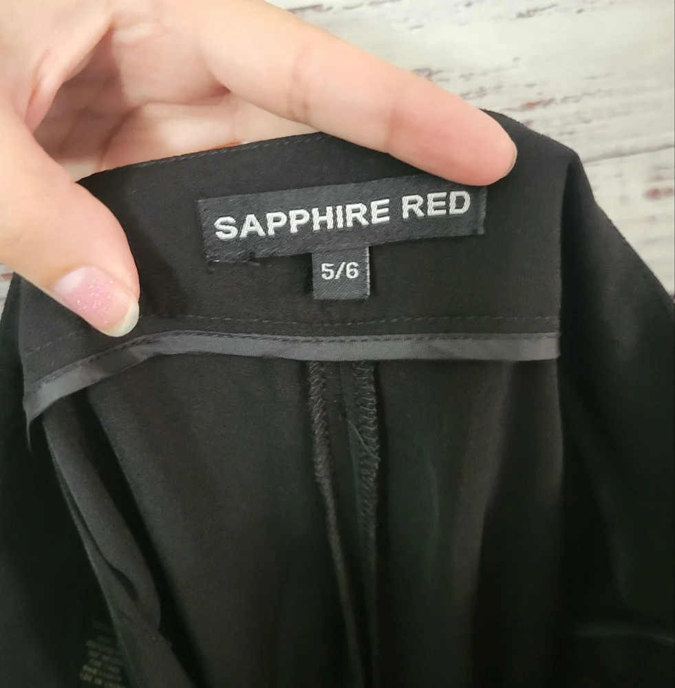Sapphire Red S6 Wide Leg Black Capris
